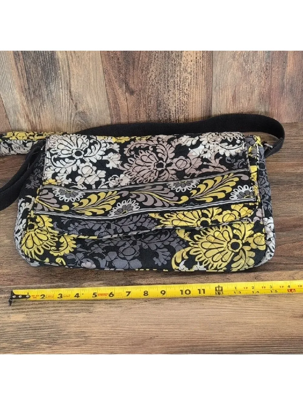Vera Bradley Large Floral Crossbody Messenger Baroque Bag        M224